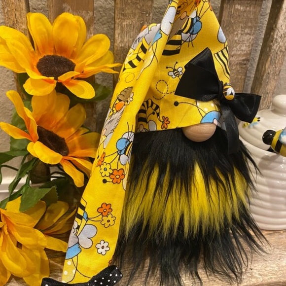 🐝Bee Gnome, Bee Decor, Summer Gnome, Handmade Gnome, Tier Tray Decor - Picture 3 of 5